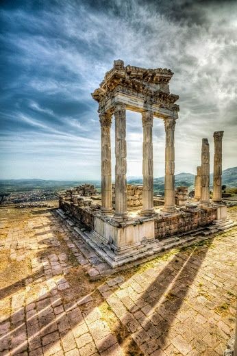 Pergamum Tours